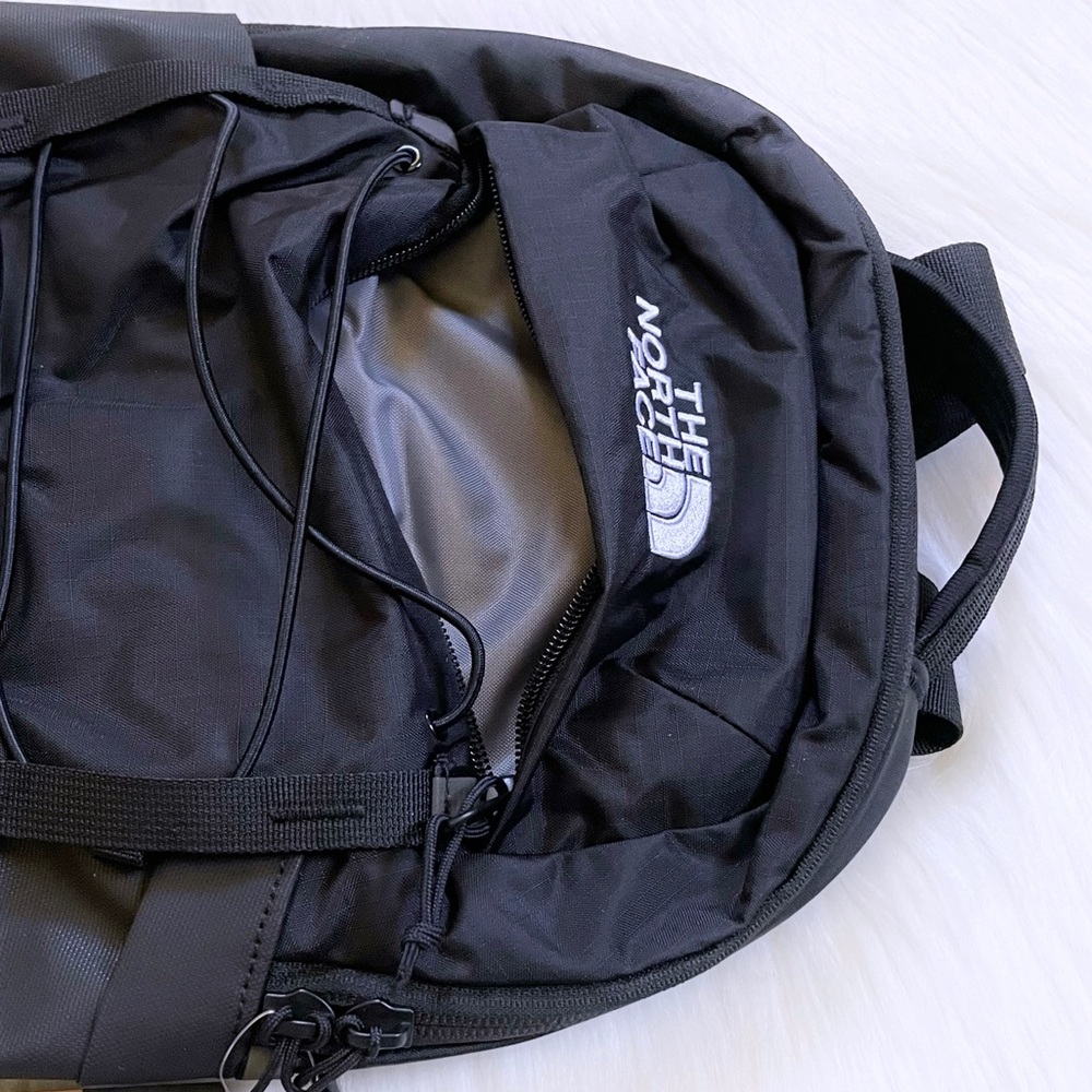 The North Face Women’s Borealis Mini 10 Liter Black Backpack - Picture 5 of 7